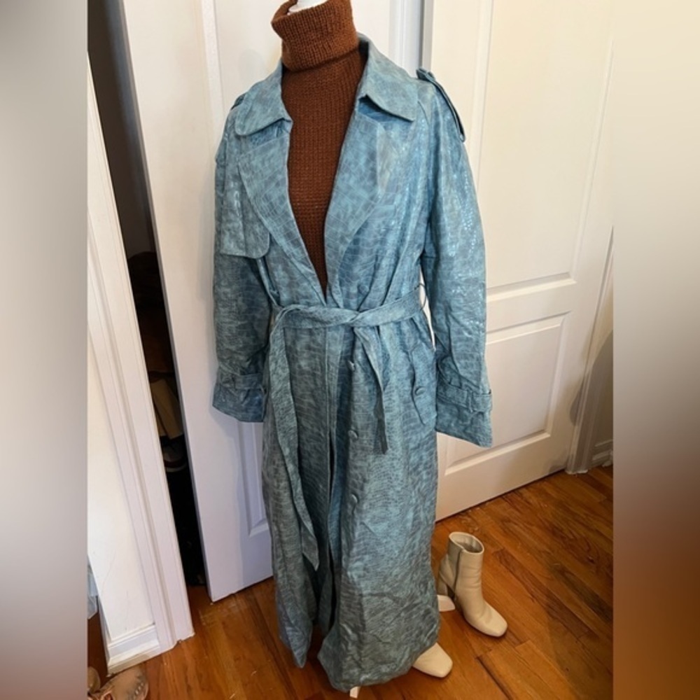 NEW Pretty Little Thing Pale Blue Croc PU Trench Coat | Size 10 - Picture 11 of 12